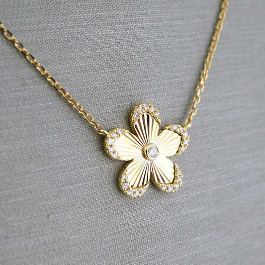 Diamond Flower Chain in 14k Yellow Gold image 1