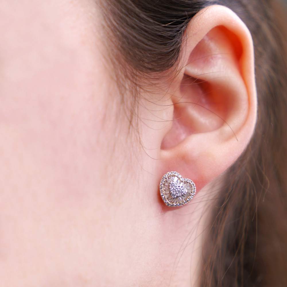 14k Gold Diamond Heart Stud Earrings image 3