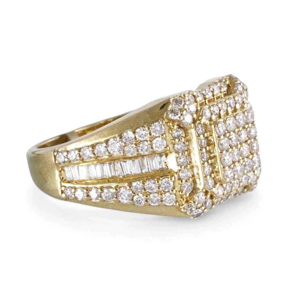 10k Yellow Gold Diamond Staggered Square Ring image 2