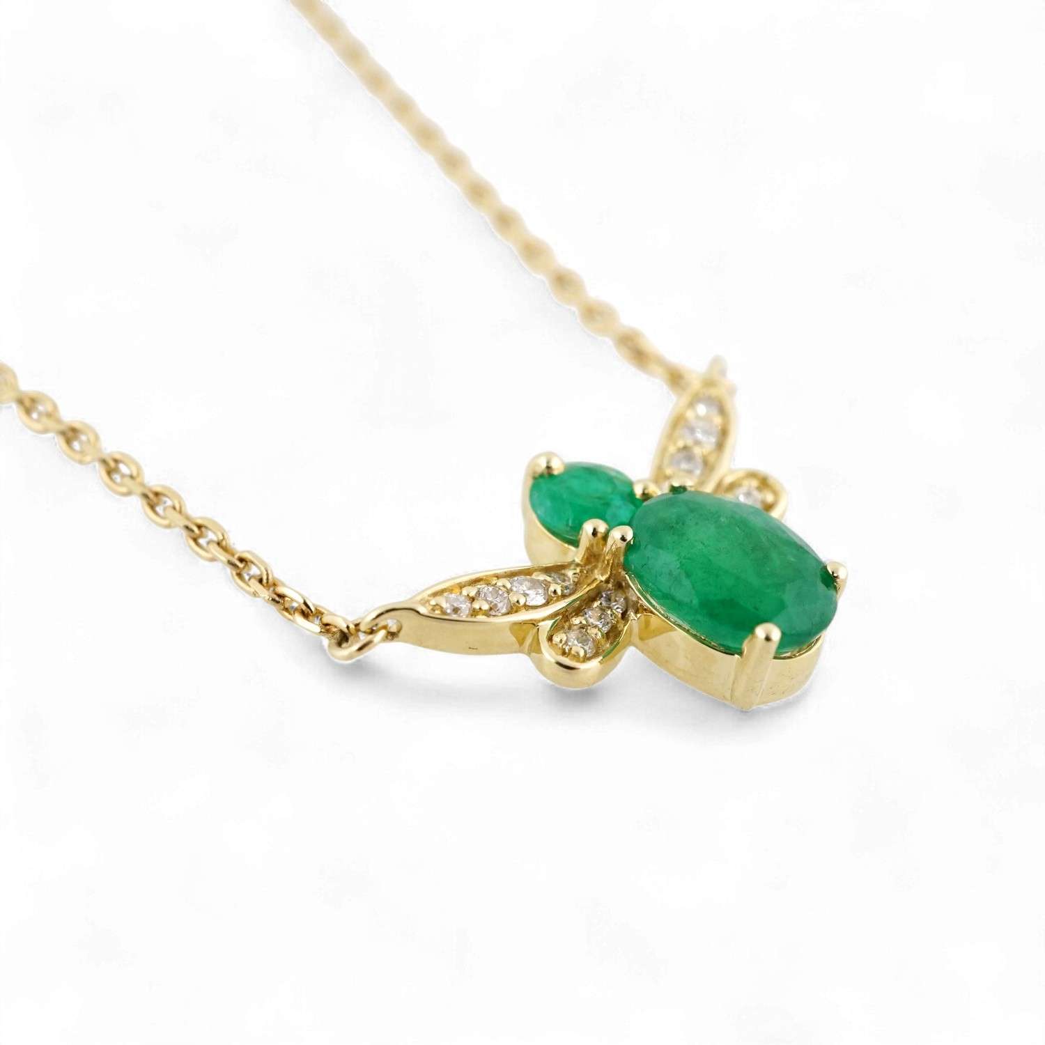 14k Yellow Gold Diamond Green Bee Chain image 2