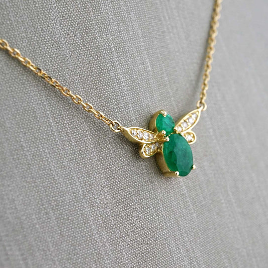 14k Yellow Gold Diamond Green Bee Chain image 1