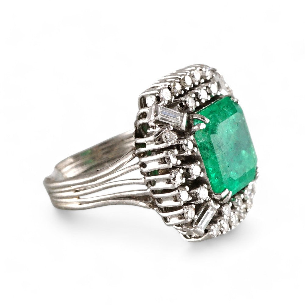 14k White Gold Square Emerald Stone Ring image 1