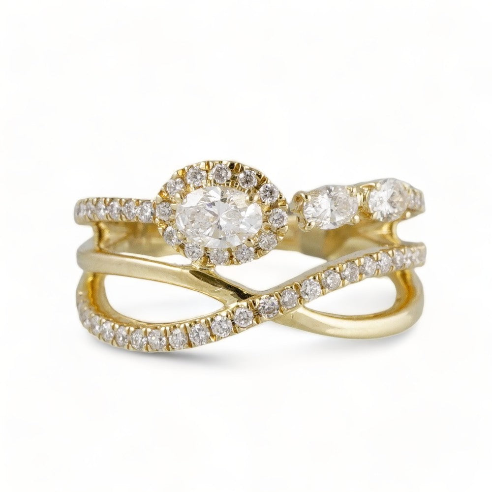 14k Gold Diamond Twisted Ring image 2