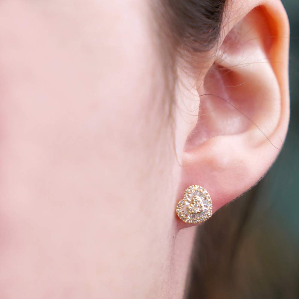 14k Yellow Gold Diamond Heart Earrings image 3