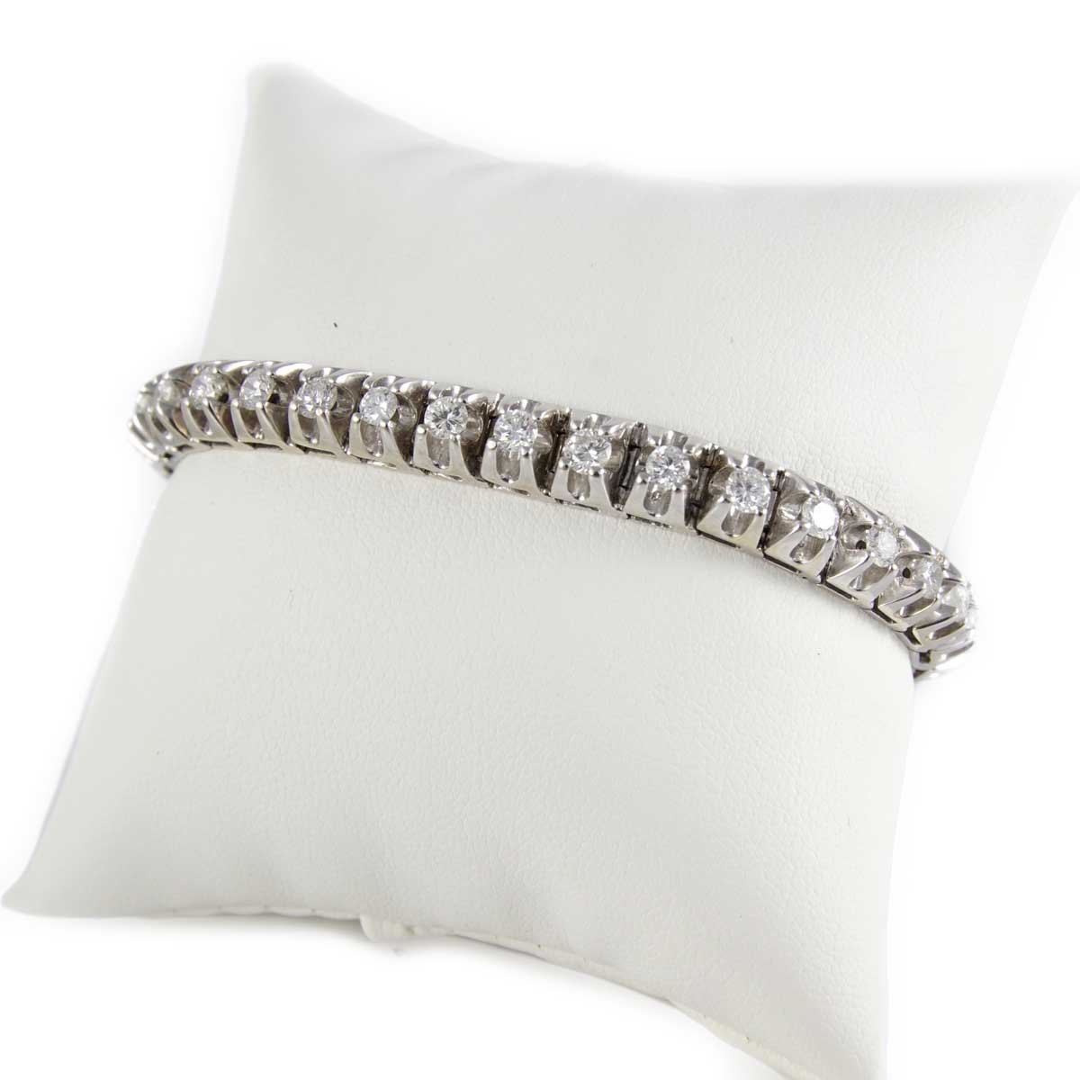 14k White Gold Diamond Bracelet for Women image 1