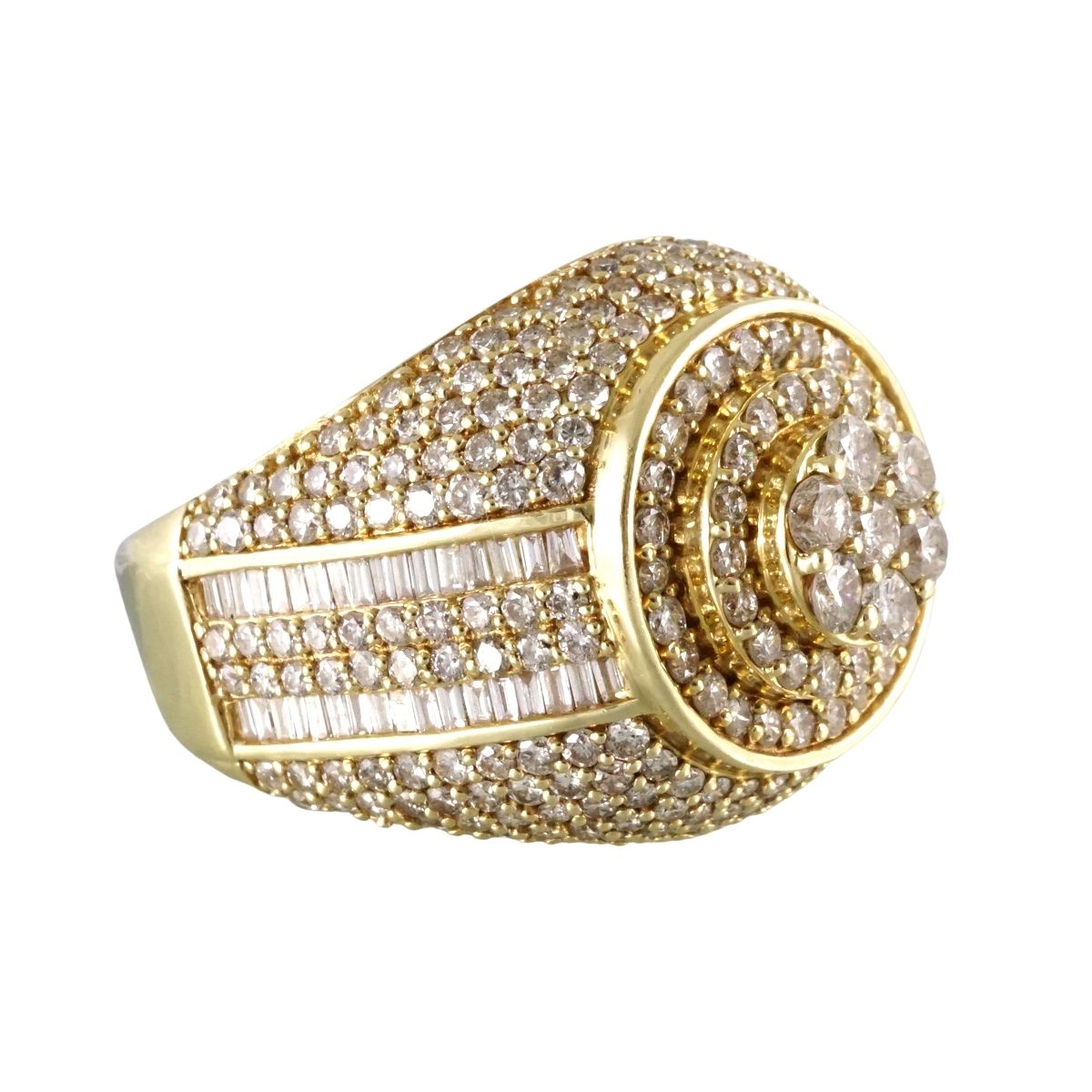 10k Yellow Gold Diamond Luxury Ring image 1