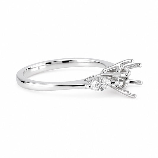18k Engagement White Gold Ring